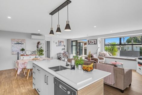 Photo of property in 30a Links Avenue, Mount Maunganui, 3116