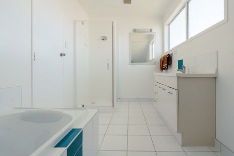 Photo of property in 40 Concord Avenue, Mount Maunganui, 3116