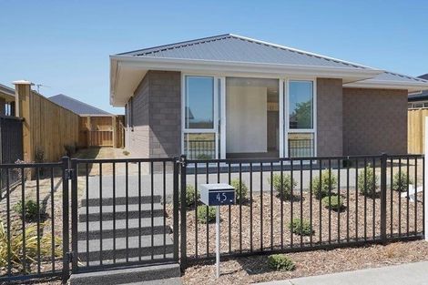 Photo of property in 45 Pegasus Boulevard, Pegasus, 7612