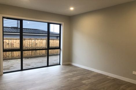 Photo of property in 35 Nobilo Road, Kumeu, 0810