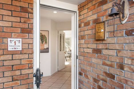 Photo of property in 1 Ashmore Lane, Strowan, Christchurch, 8052