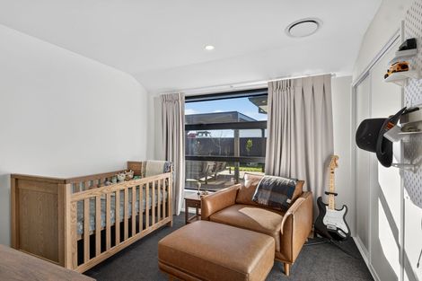 Photo of property in 5 Kearns Drive, Halswell, Christchurch, 8025