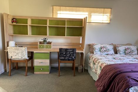 Photo of property in 2/271 Memorial Avenue, Burnside, Christchurch, 8053