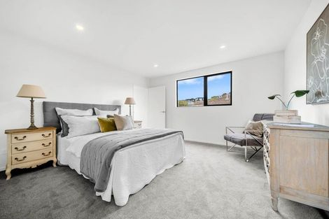 Photo of property in 21a Salamanca Road, Sunnynook, Auckland, 0620