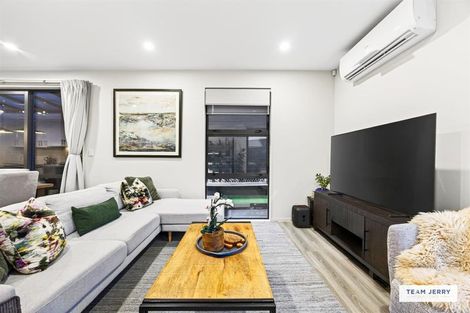 Photo of property in 15 Te Aparangi Road, Papakura, 2110