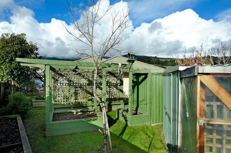 Photo of property in 43 Covent Drive, Stoke, Nelson, 7011