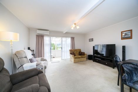 Photo of property in 73 Fairview Avenue, Feilding, 4702