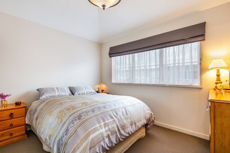 Photo of property in 33 Chateau Crescent, Rangatira Park, Taupo, 3330