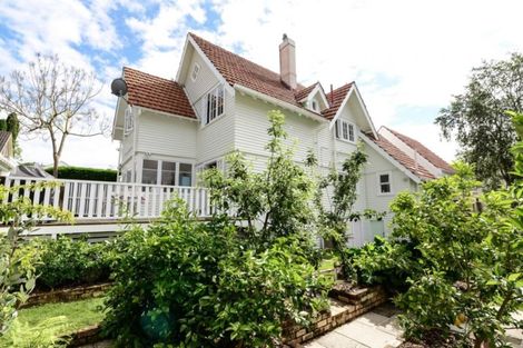 Photo of property in 156 Pembroke Street, Hamilton Lake, Hamilton, 3204