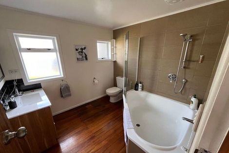 Photo of property in 177 Kitchener Road, Pukekohe, 2120