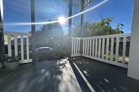 Photo of property in 39 Austin Street, Mount Victoria, Wellington, 6011