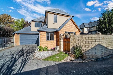 Photo of property in 32a Berkshire Drive, Avonhead, Christchurch, 8042