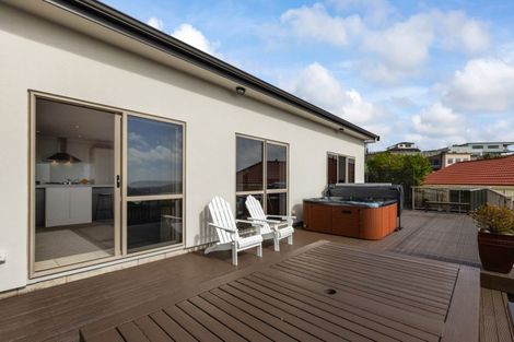 Photo of property in 1 Greenstone Place, Aotea, Porirua, 5024