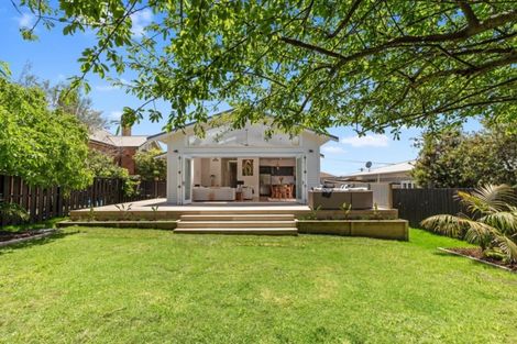 Photo of property in 11 Empire Road, Devonport, Auckland, 0624