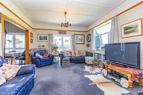 Photo of property in 722 Putara Road, Eketahuna, 4994