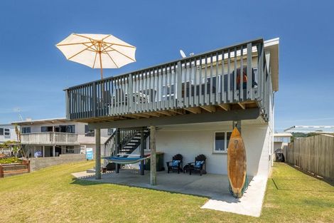 Photo of property in 271 Seaforth Road, Waihi Beach, 3611