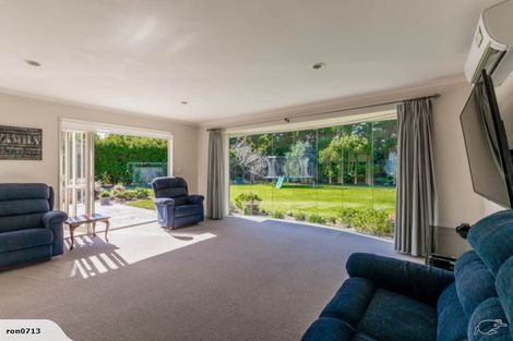 Photo of property in 6 Station Road, Huapai, Kumeu, 0810