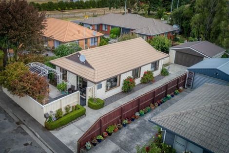 Photo of property in 1/64 Steadman Road, Broomfield, Christchurch, 8042