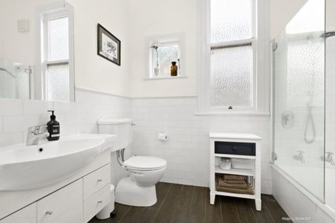 Photo of property in 64 Waitoa Road, Hataitai, Wellington, 6021