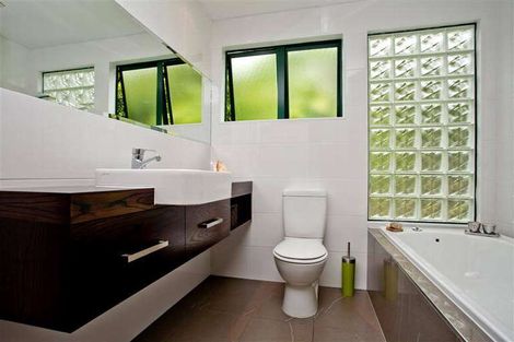 Photo of property in 17 Lucas Way, Albany, Auckland, 0632