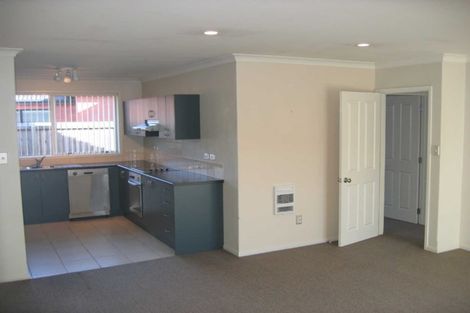 Photo of property in 31 Putake Drive, Parklands, Christchurch, 8083