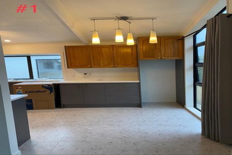 Photo of property in 24 Lewisham Street, Highland Park, Auckland, 2010