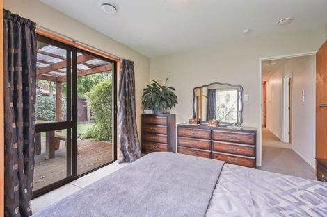 Photo of property in 6 Foster Place, Rangiora, 7400