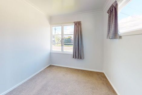 Photo of property in 37 Toi Street, Tawhero, Whanganui, 4501