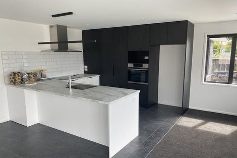 Photo of property in 188b Seaview Road, Westown, New Plymouth, 4310