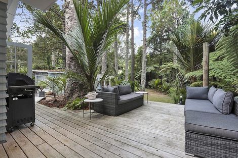 Photo of property in 80 Waima Crescent, Titirangi, Auckland, 0604