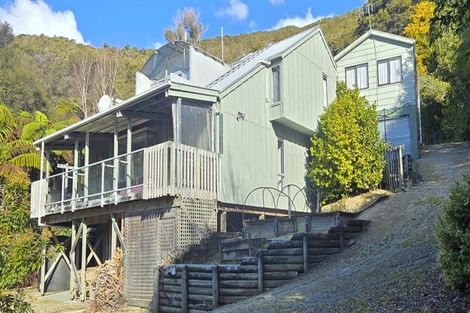 Photo of property in 460 Moetapu Bay Road, Moetapu Bay, Picton, 7282