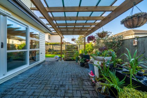 Photo of property in 10 Springcrest Drive, Karaka, Papakura, 2113