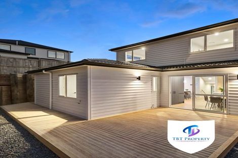 Photo of property in 17 Bushfield Drive, Flat Bush, Auckland, 2019