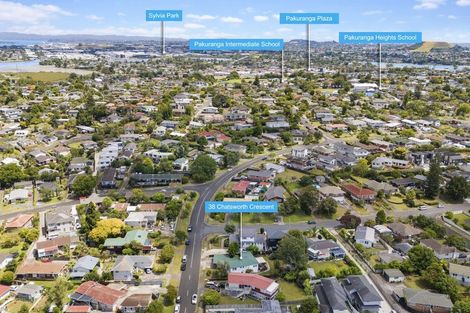Photo of property in 38 Chatsworth Crescent, Pakuranga Heights, Auckland, 2010