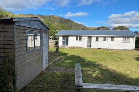 Photo of property in 11 Tarawa Street, Paekakariki, 5034