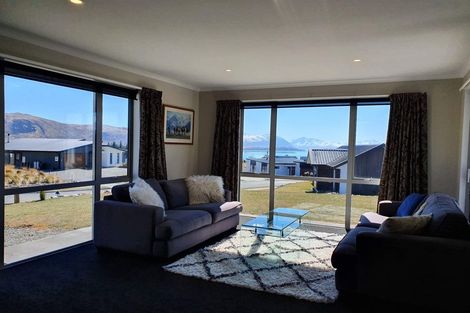 Photo of property in 19 Mistake Drive, Lake Tekapo, 7999