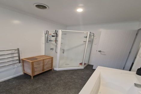 Photo of property in 90a Endeavour Drive, Whitby, Porirua, 5024