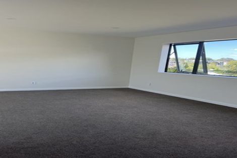 Photo of property in 2/24 Onepoto Road, Hauraki, Auckland, 0622