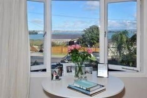 Photo of property in 1 Pine Ridge Terrace, Hauraki, Auckland, 0622