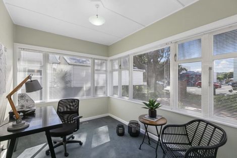 Photo of property in 62 Miramar Avenue, Miramar, Wellington, 6022