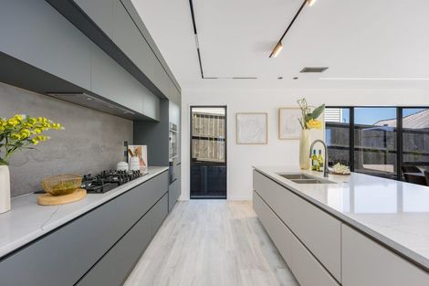 Photo of property in 15 Dulcie Way, Orewa, 0931