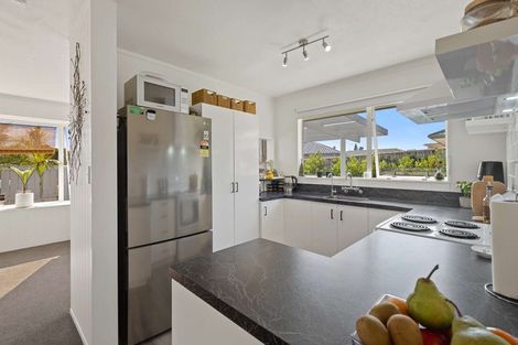 Photo of property in 15a Vining Crescent, Stoke, Nelson, 7011