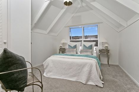 Photo of property in 1/83 John Downs Drive, Browns Bay, Auckland, 0630