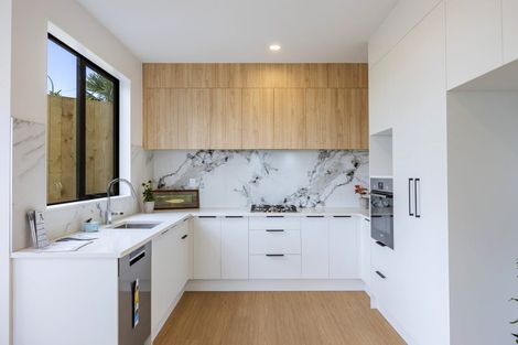 Photo of property in 744 East Coast Road, Pinehill, Auckland, 0630