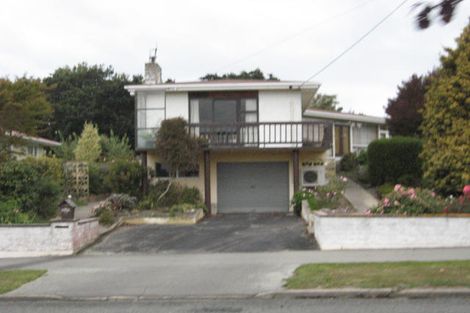 Photo of property in 17 Arrow Crescent, Holmes Hill, Oamaru, 9401