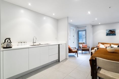 Photo of property in 73 Oceanview Road, Mount Maunganui, 3116