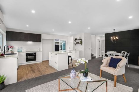 Photo of property in 39a Sutton Crescent, Papakura, 2110