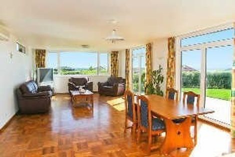 Photo of property in 12 Somerton Rise, Westmorland, Christchurch, 8025