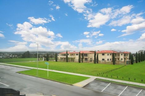 Photo of property in 59 Te Aparangi Road, Papakura, 2110