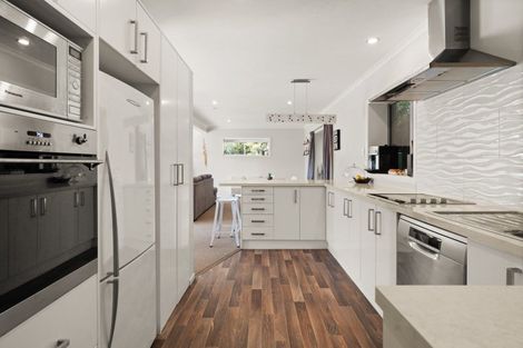 Photo of property in 34 Kinmont Crescent, Kinmont Park, Mosgiel, 9024